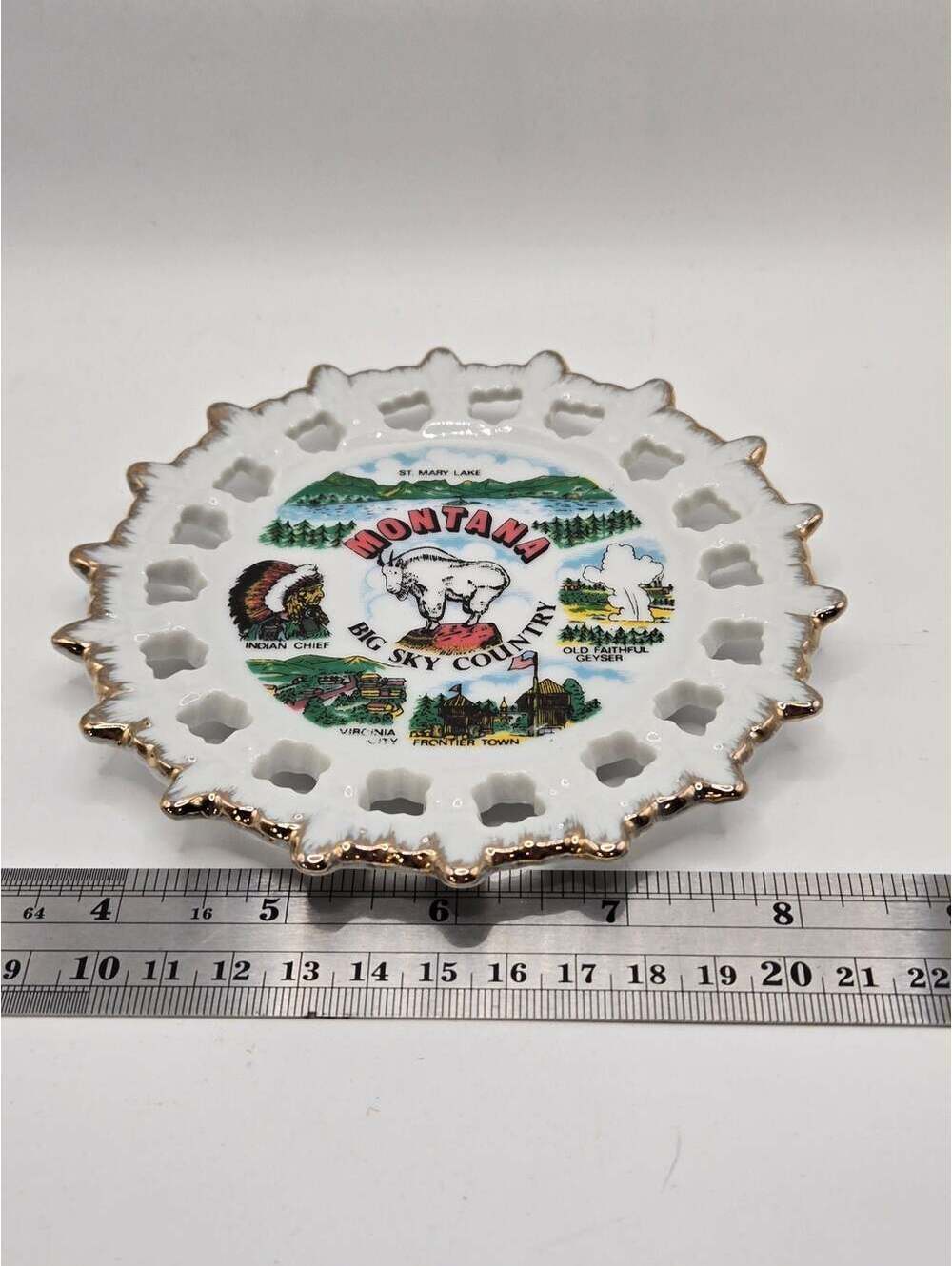 Vintage Montana Big Sky Country Souvenir Decorative Plate with Pierced Gold Trim